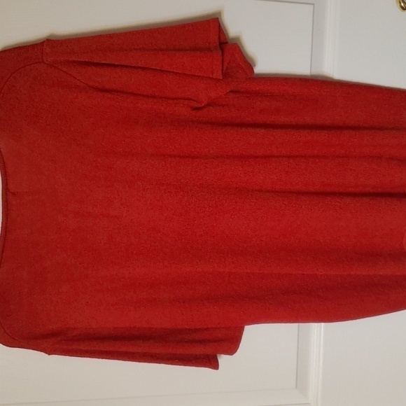 Sag Harbr red SS embroidered top NWT size large - Picture 8 of 13